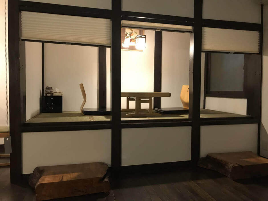 2階お座敷2名様席